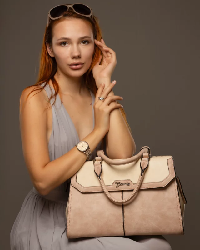 I will share this week some fashion & beauty shoots in the studio with Sofia.

#fashion #fashionstyle #fashionable #fashiondiaries #fashionphotography #womensfashion #fashionaddict  #instafashion #fashionblogger #fashionista #fashiongram #fashionblog #fashionpost #fashionlover #fashionmodel #fashiondaily #fashioninspo #highfashion #fashionjewelry  #fashiongirl #fashionstylist #modafashion  #bestoftheday  #model #mode #modelos  #madeinswitzerland  #loveswitzerland  #switzerland  #switzerland🇨🇭